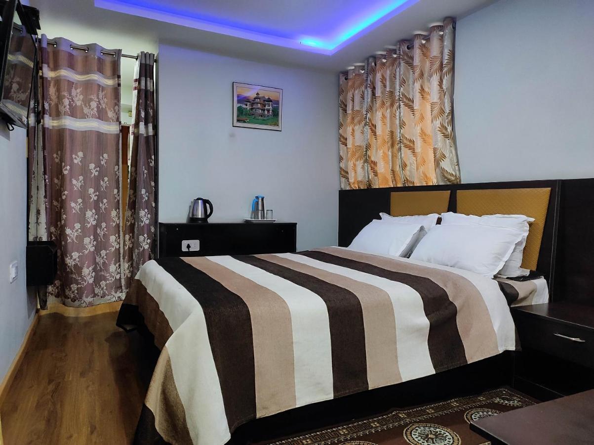 Hotel Kasturi Gangtok Exterior photo