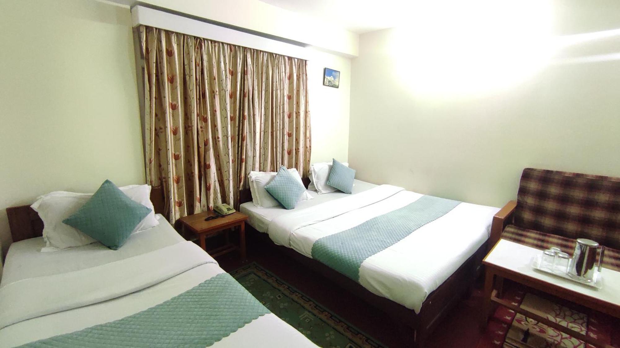 Hotel Kasturi Gangtok Exterior photo